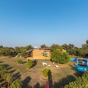 https://arise-ethnic-village-resort.top-gurgaonhotels.com